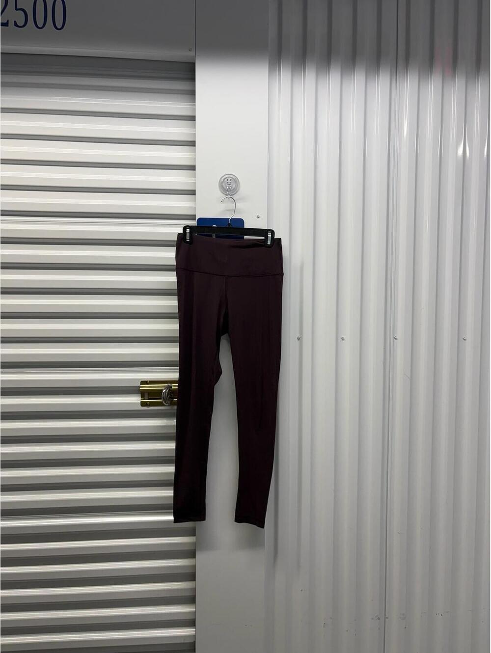 Yogalicious Women’s Medium Yogalicious Plum Leggings Stretch Activewear